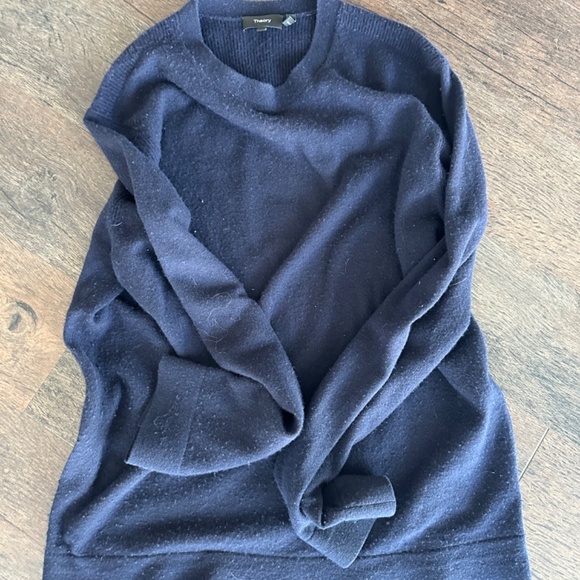 Theory navy cashmere sweater - Picture 2 of 2